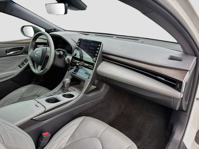 Used 2019 Toyota Avalon Limited FWD image 13