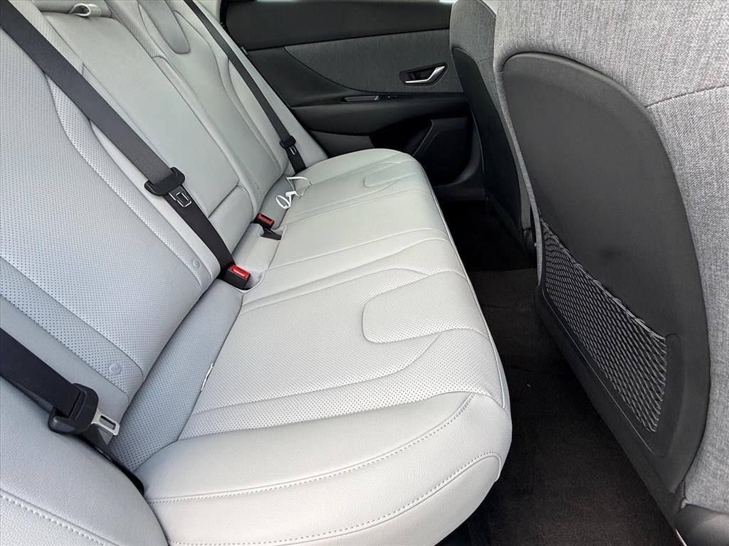 New 2026 Hyundai Elantra Limited FWD image 11