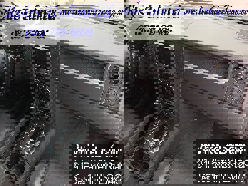 Used 2008 Jeep Commander Sport image 29