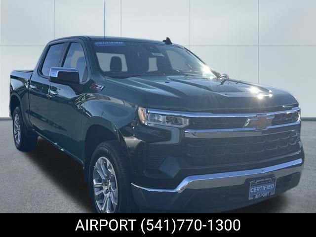 Certified 2022 Chevrolet Silverado 1500 LT w/ Z71 Off-Road Package AWD/4WD image 7