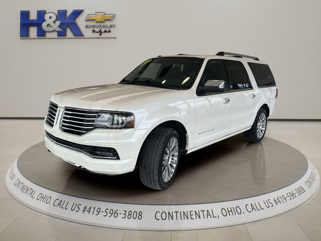 Used 2017 Lincoln Navigator L Select image 3