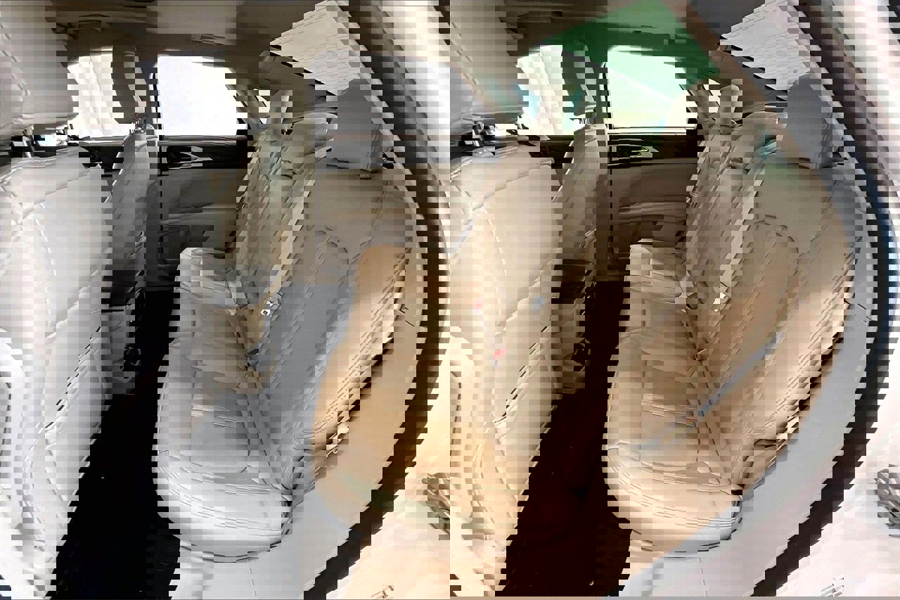 Used 2020 Lincoln MKZ Reserve w/ Monochromatic Package image 24