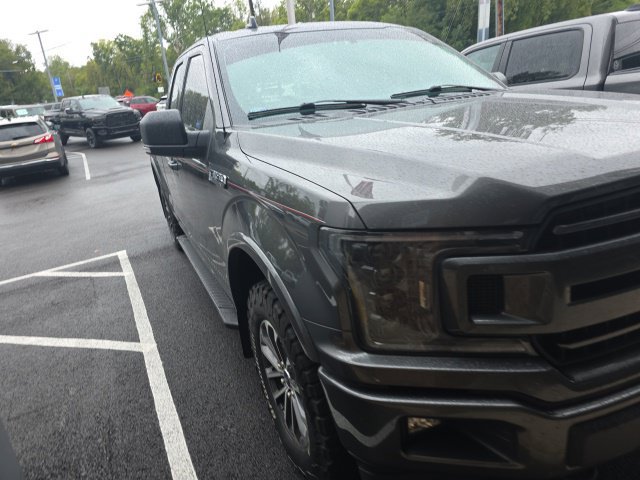 Used 2018 Ford F150 XLT w/ Equipment Group 302A Luxury AWD/4WD image 3
