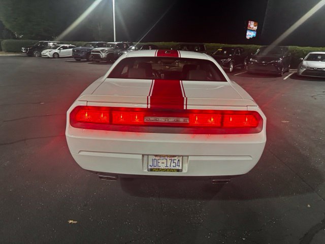 Used 2012 Dodge Challenger SXT RWD image 4
