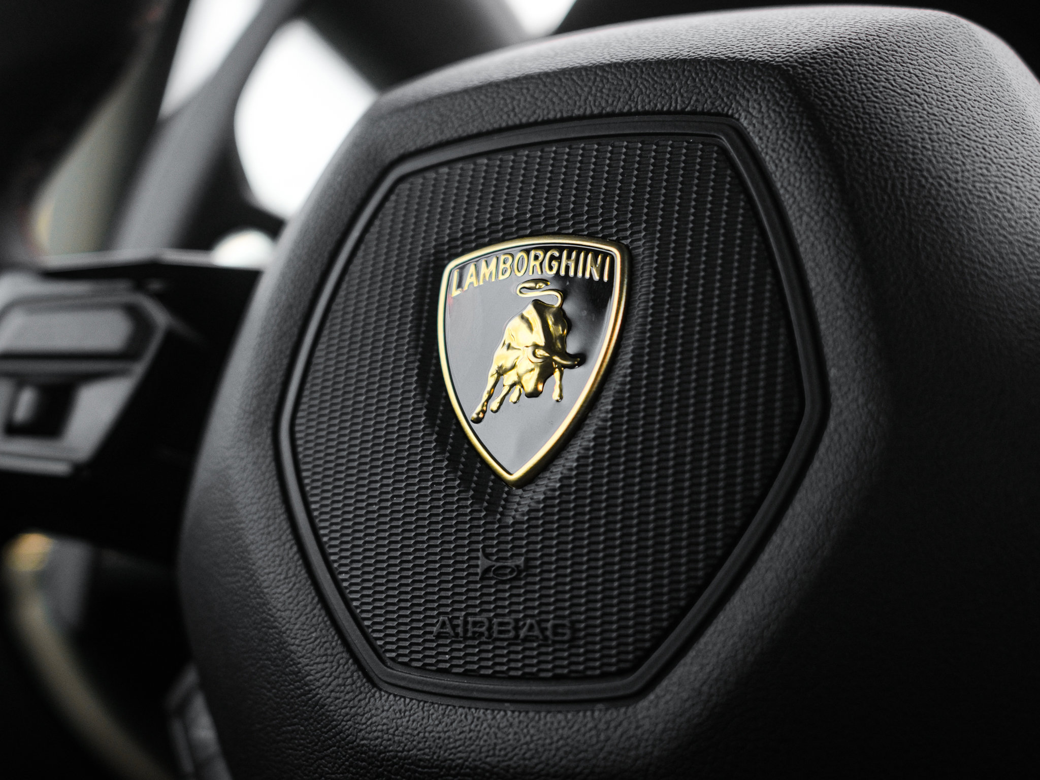 Used 2022 Lamborghini Huracan STO image 26