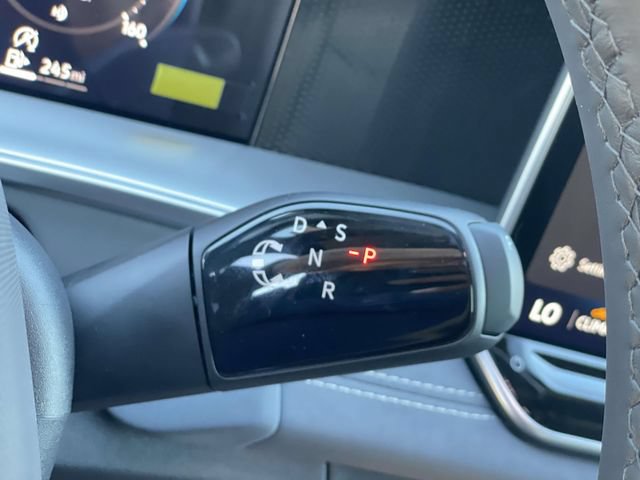 New 2026 Volkswagen Tiguan SE R-Line FWD image 16