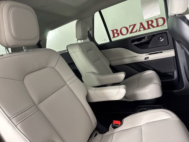 New 2026 Lincoln Aviator 2WD image 23