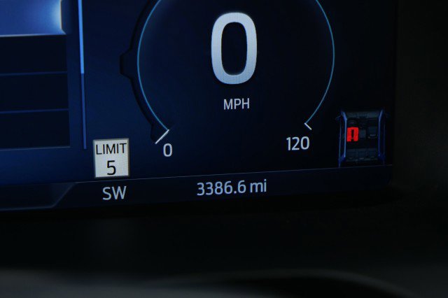 Used 2024 Ford F150 Lightning Platinum AWD/4WD image 8