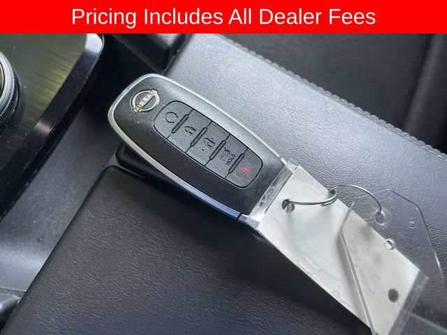 Used 2024 Nissan Rogue SV AWD/4WD image 34
