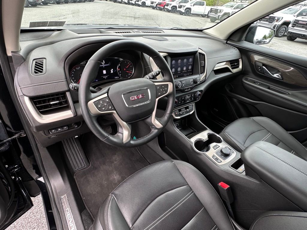 Used 2023 GMC Terrain Denali w/ Denali Premium Package AWD/4WD image 22