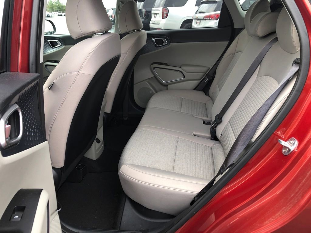 Used 2022 Kia Soul S w/ Paint Protection Package image 22