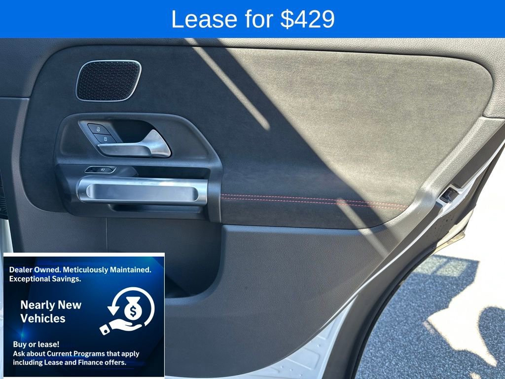 Used 2025 Mercedes-Benz GLB 250 GLB 250 image 31