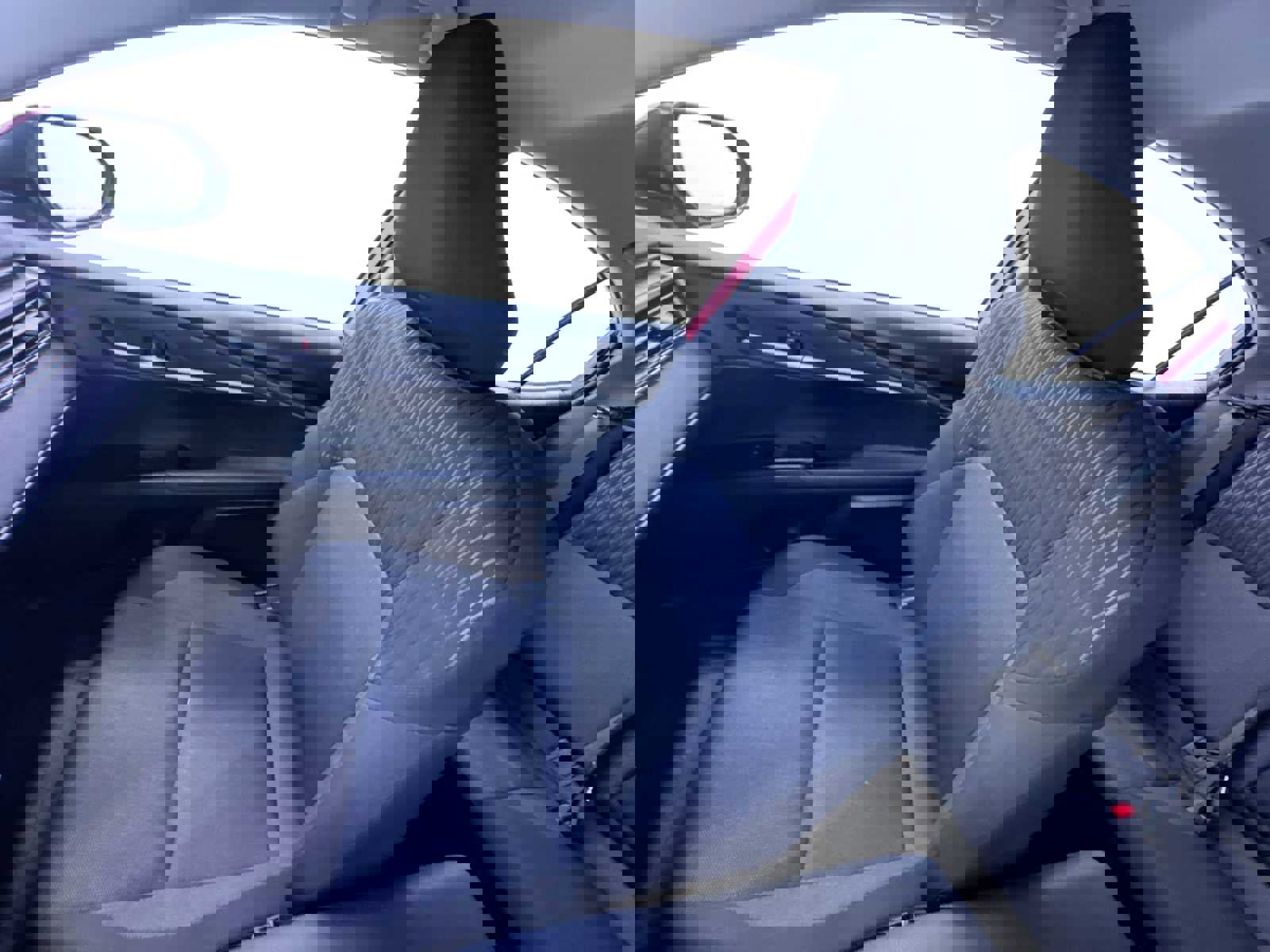 Used 2025 Toyota Camry LE image 32