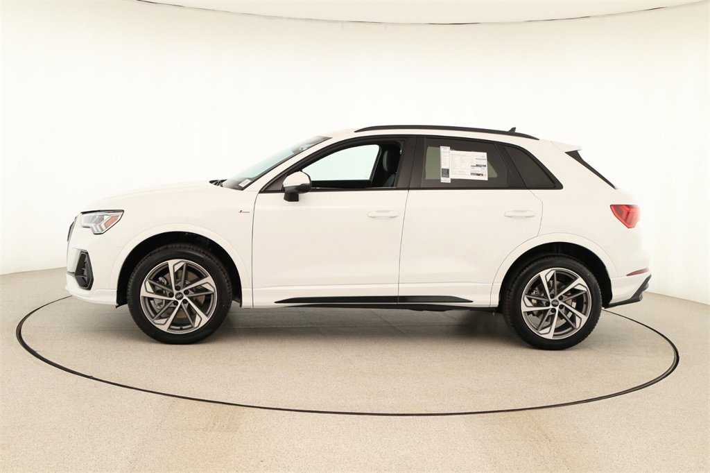 New 2025 Audi Q3 2.0T Premium image 2