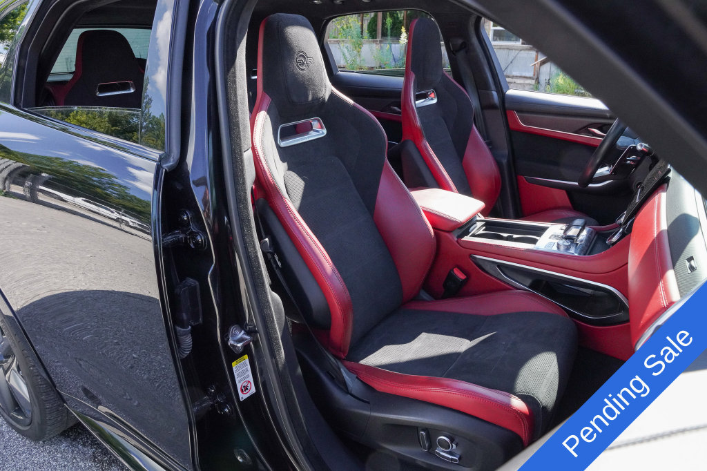 Used 2022 Jaguar F-PACE SVR AWD/4WD image 36
