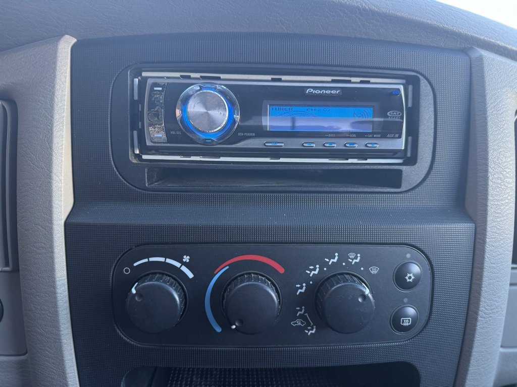 Used 2004 Dodge Ram 1500 Truck SLT w/ Trailer Tow Group image 16