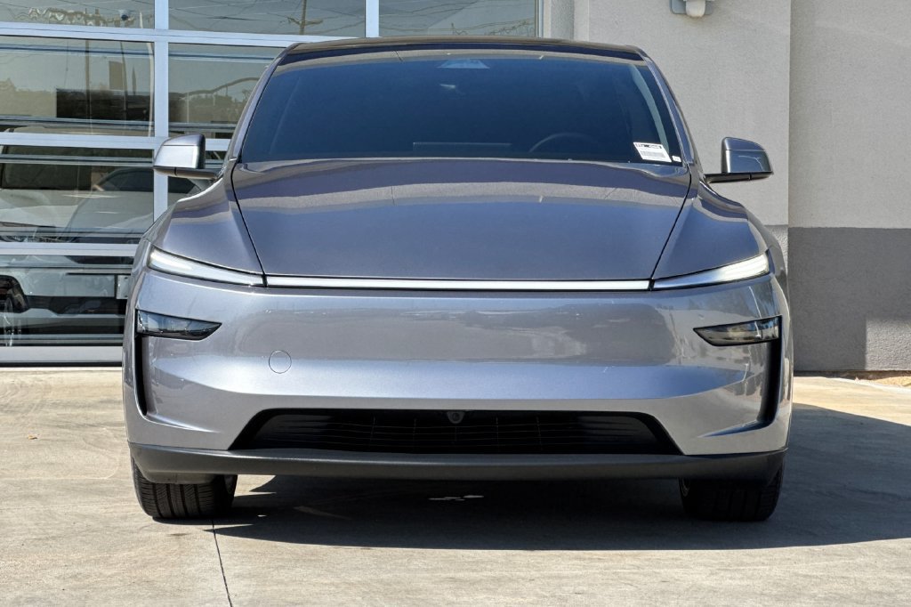 Used 2026 Tesla Model Y Long Range AWD/4WD image 11
