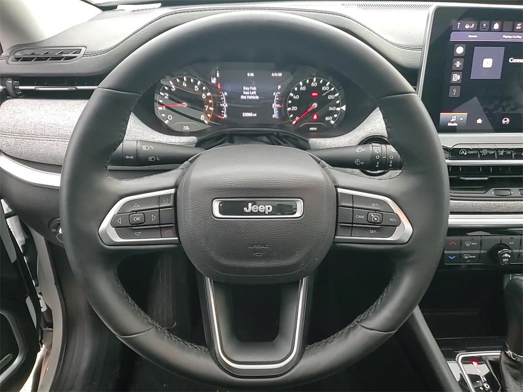 Used 2022 Jeep Compass Latitude w/ Sun and Sound Group image 14