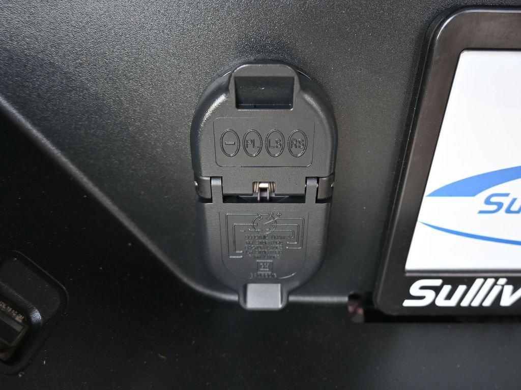 Used 2021 Chevrolet Silverado 1500 LT Trail Boss w/ Convenience Package II image 51