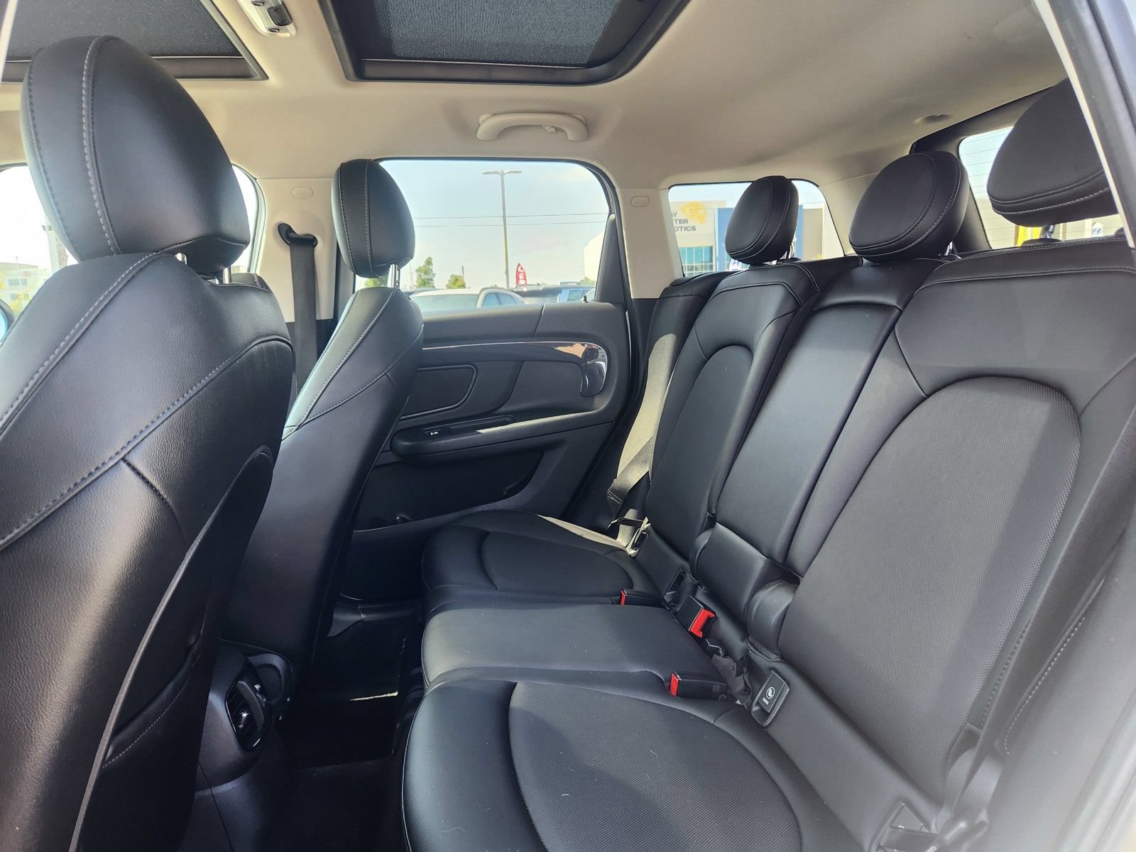 Used 2017 MINI Cooper Countryman S FWD image 12