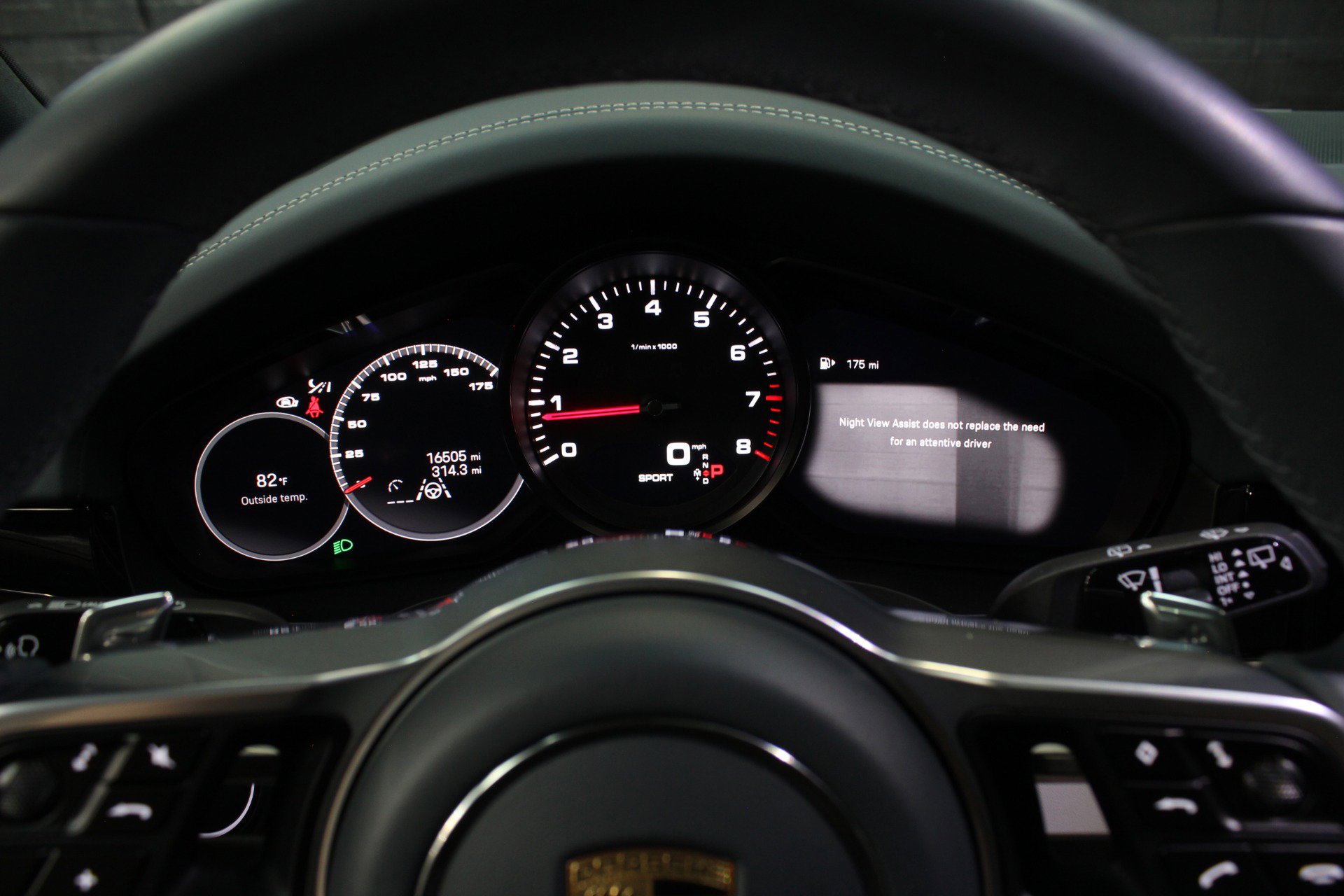 Used 2023 Porsche Cayenne Platinum Edition image 61