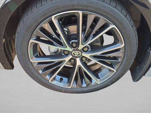 New 2027 Toyota Prius Limited w/ Limited Premium Package FWD image 10