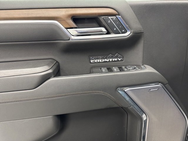 Used 2024 Chevrolet Silverado 1500 High Country image 9