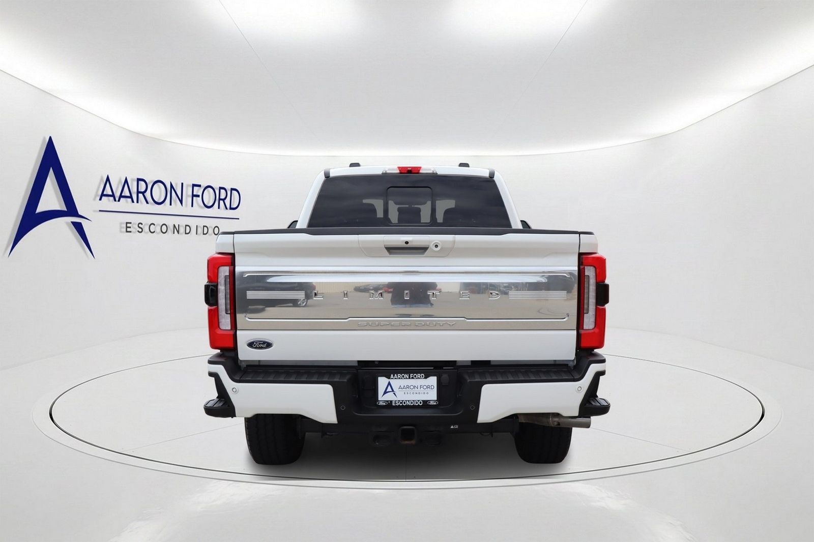 Used 2024 Ford F250 Limited w/ FX4 Off-Road Package AWD/4WD image 5