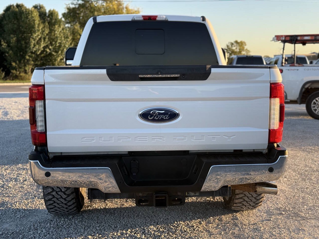 Used 2017 Ford F250 Lariat w/ Lariat Ultimate Package AWD/4WD image 4