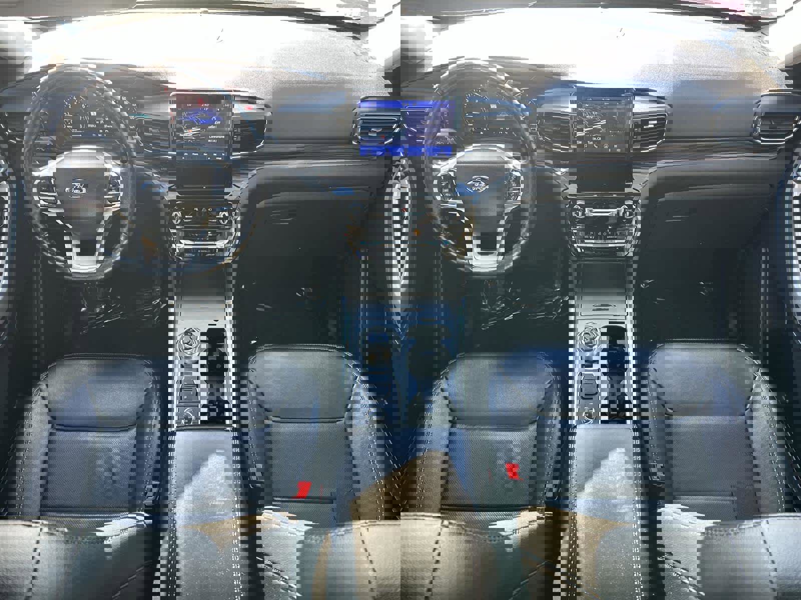 Used 2022 Ford Explorer Limited image 10