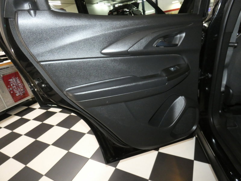 Used 2023 Chevrolet TrailBlazer LT image 24