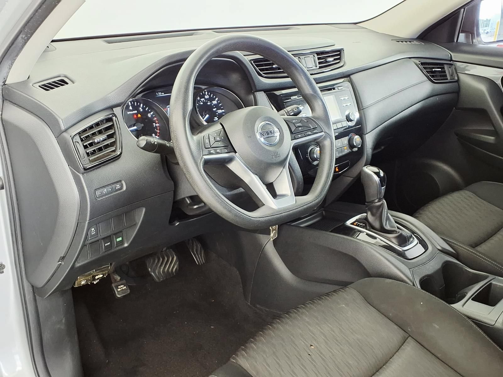 Used 2017 Nissan Rogue S FWD image 14