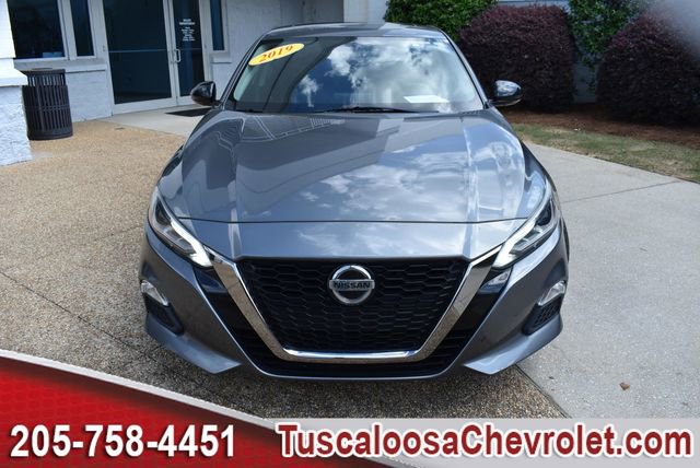 Used 2019 Nissan Altima 2.5 SR w/ SR Premium Package FWD image 4