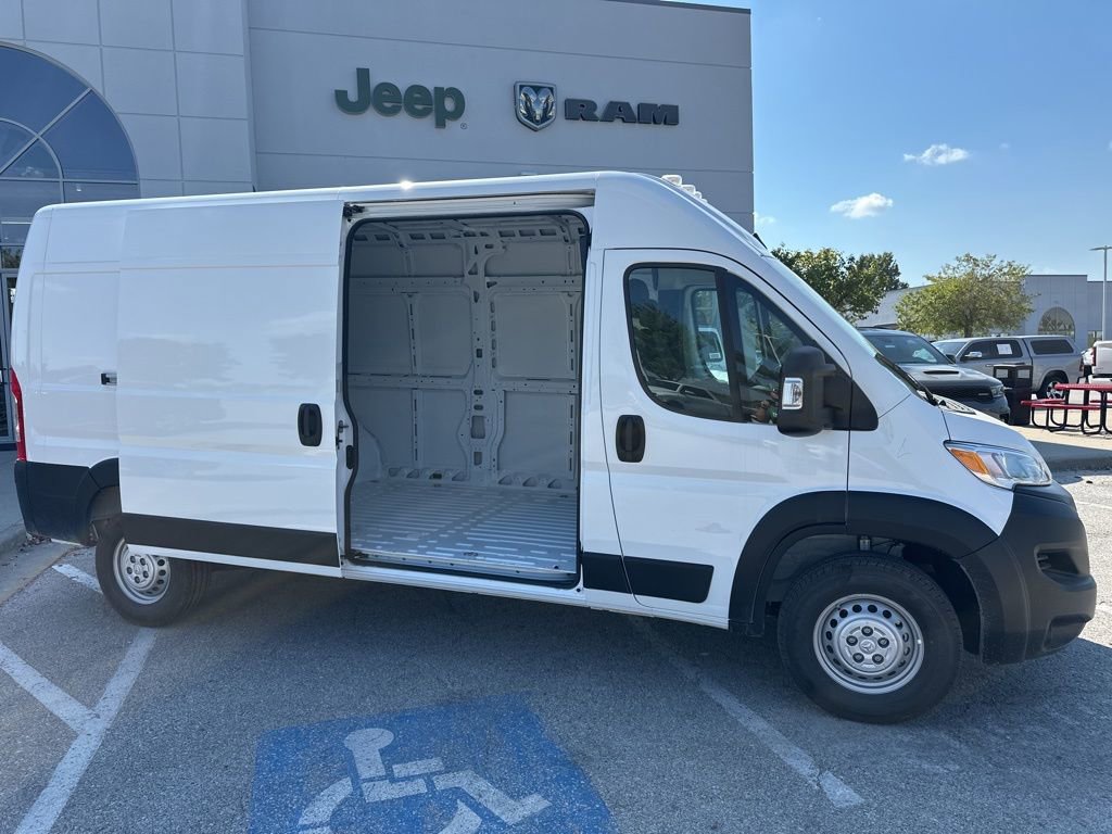 New 2026 RAM ProMaster 2500 w/ Convenience Group image 5