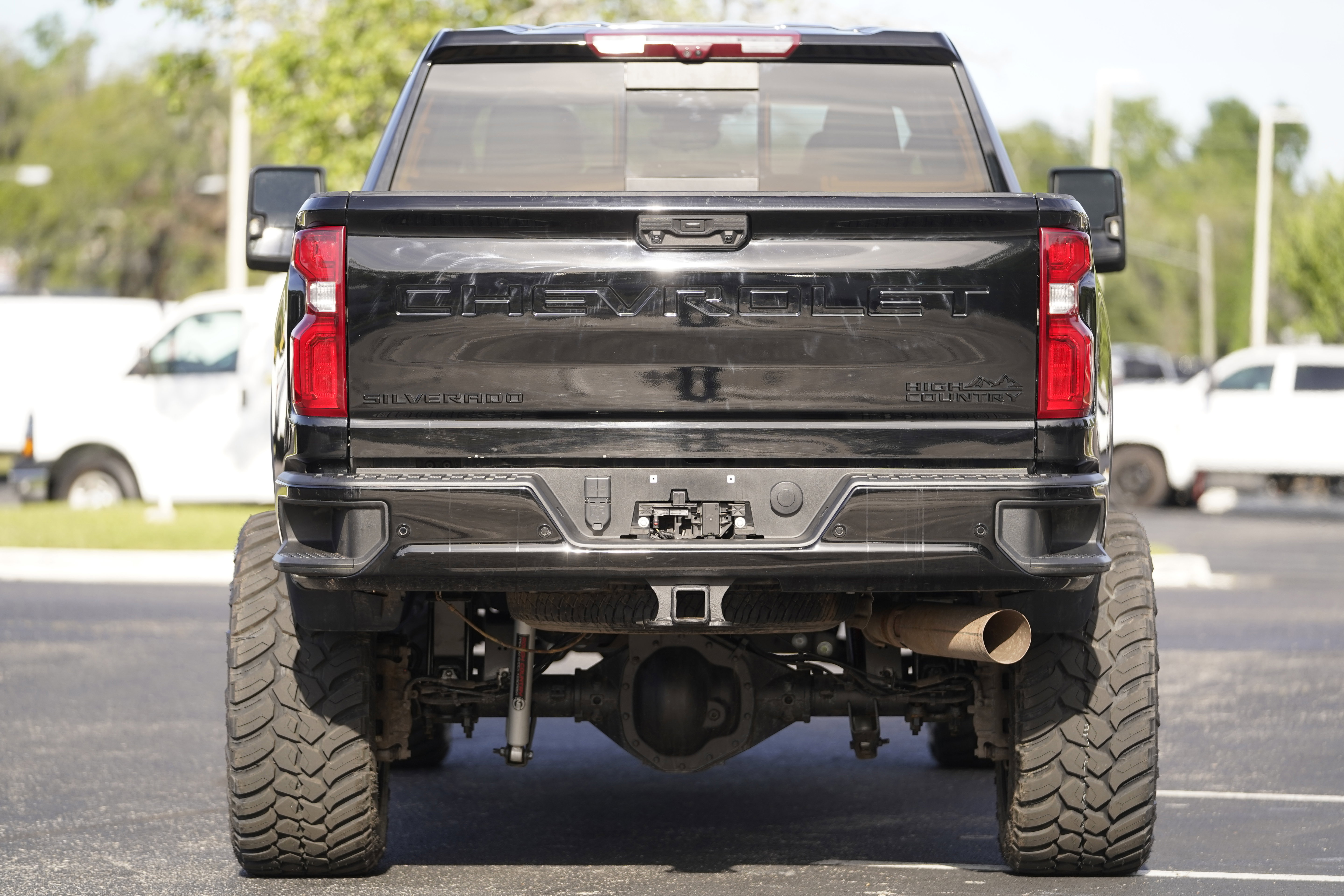 Used 2024 Chevrolet Silverado 2500 High Country w/ Midnight Edition AWD/4WD image 48