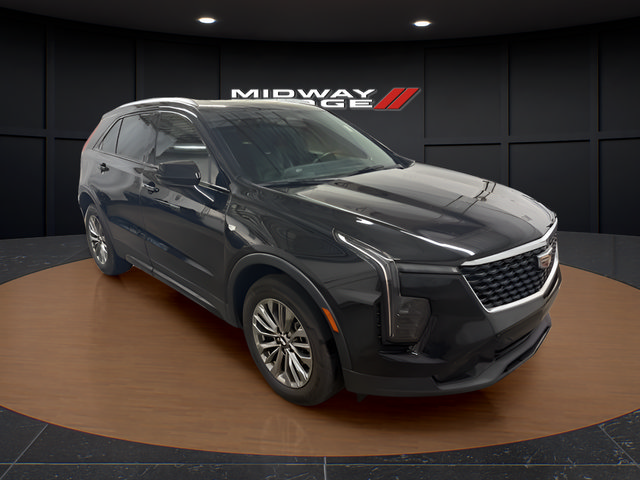 Used 2025 Cadillac XT4 Premium Luxury FWD image 1