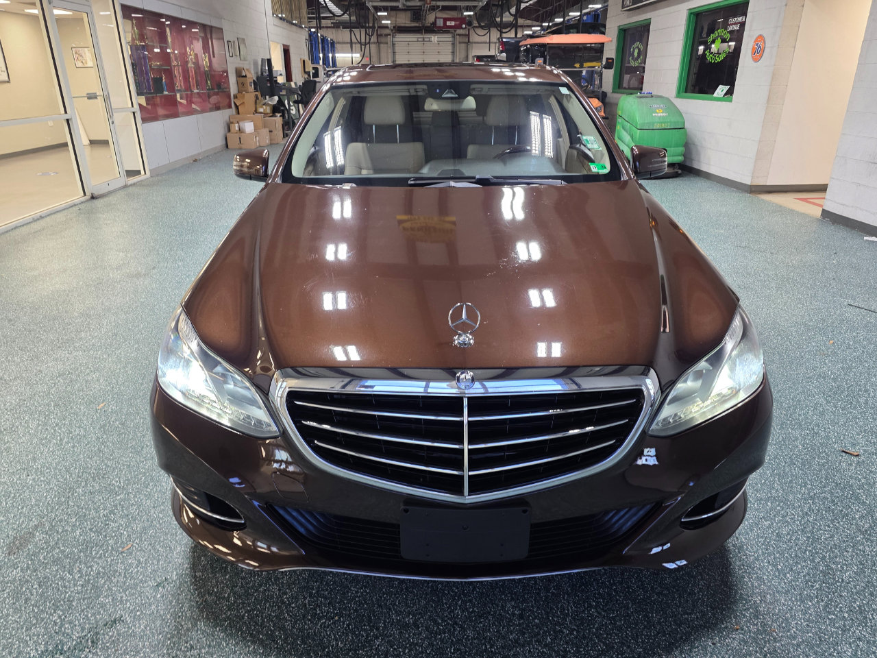 Used 2016 Mercedes-Benz E 350 4dr Sdn E 350 Sport RWD image 3