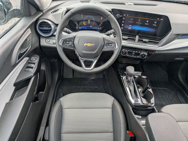 New 2026 Chevrolet Trax LT w/ Driver Confidence Package image 18