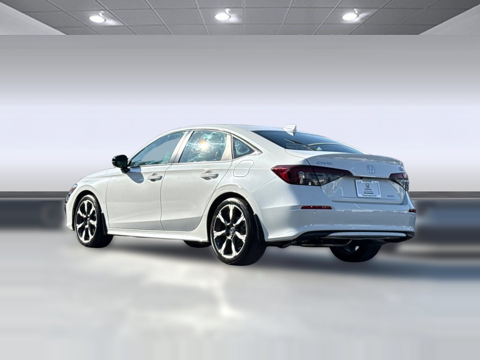 Certified 2025 Honda Civic Sport Touring image 3