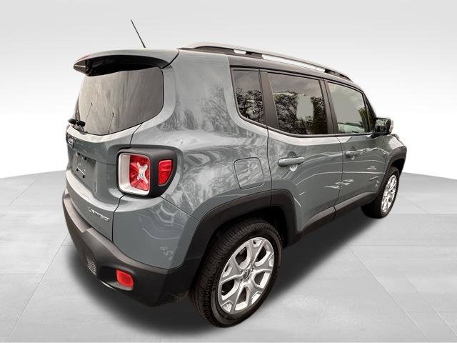 Used 2017 Jeep Renegade Limited AWD/4WD image 7