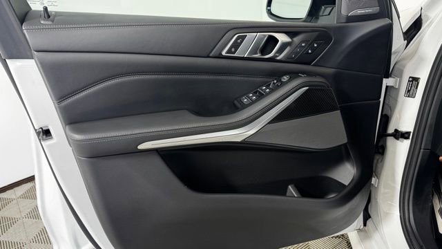 Certified 2023 BMW X5 M50i w/ Executive Package image 9