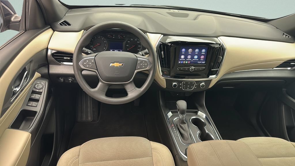 Used 2023 Chevrolet Traverse LS w/ Safety Package AWD/4WD image 11