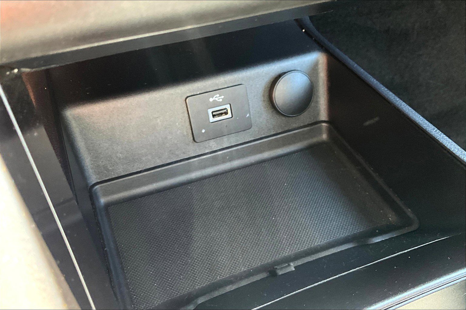Used 2018 Ford Fusion S image 33