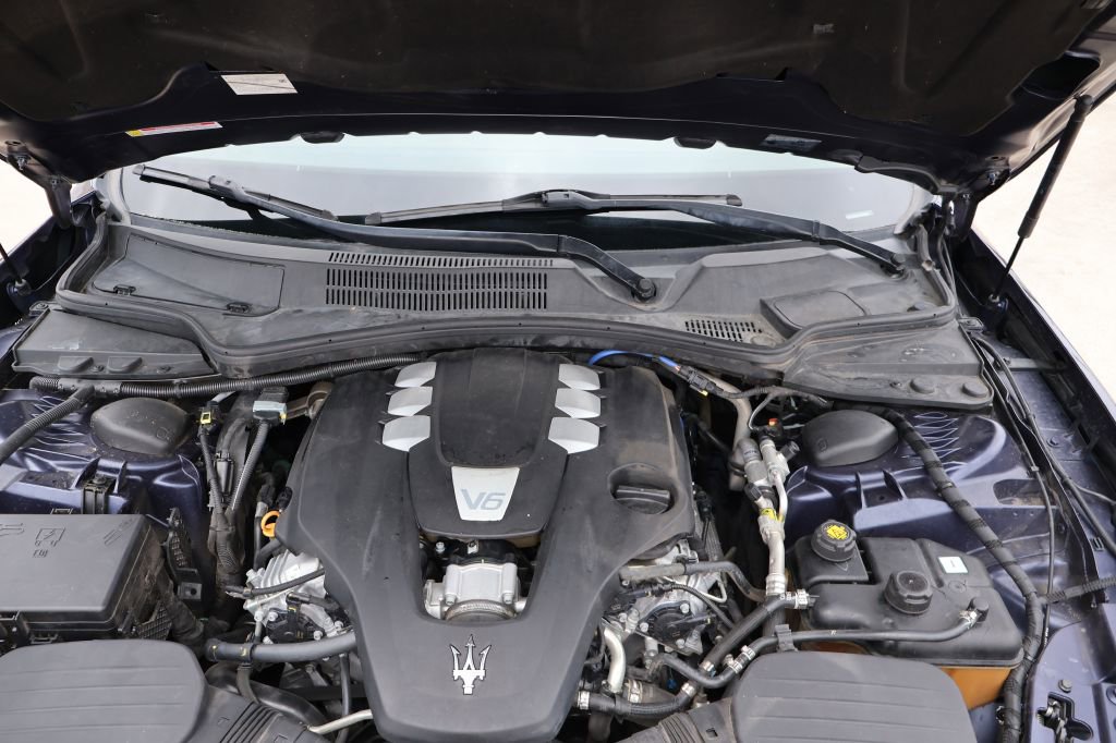 Used 2019 Maserati Ghibli GranLusso RWD image 18