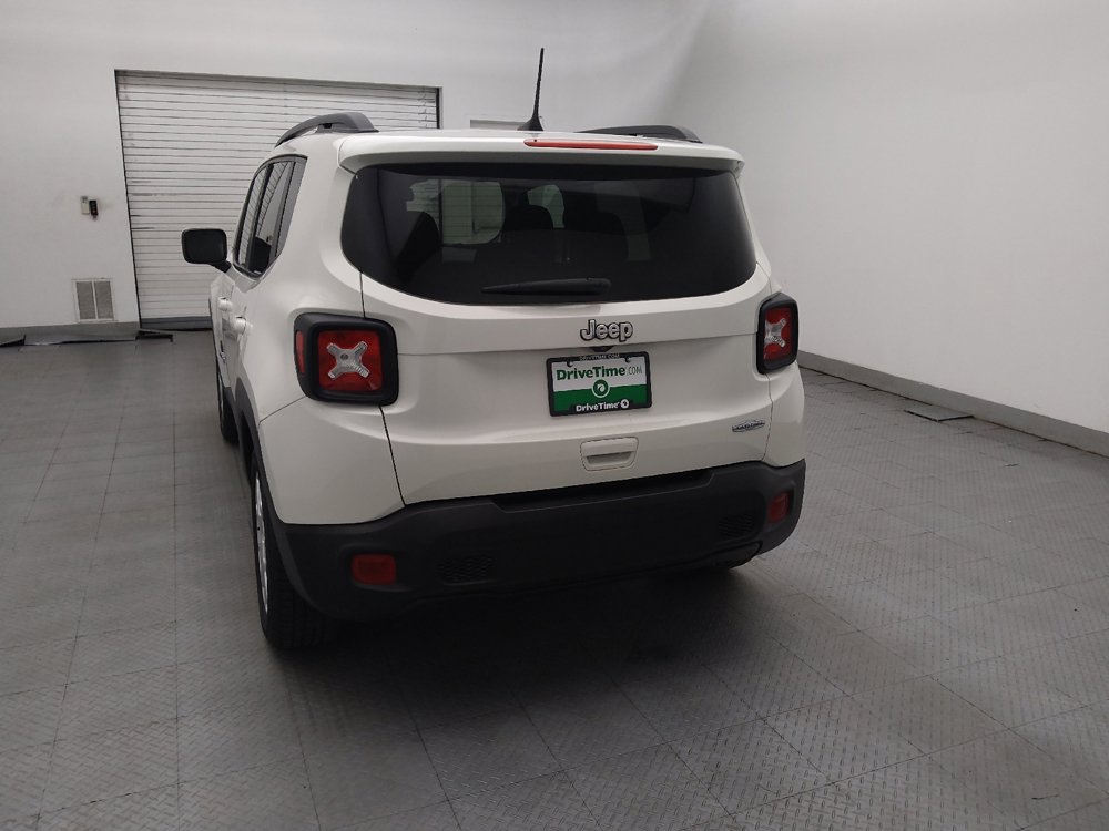 Used 2020 Jeep Renegade Latitude w/ Popular Equipment Group FWD image 6