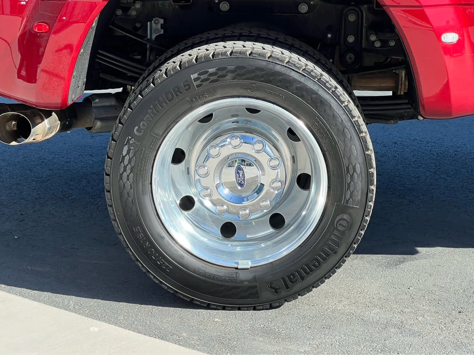 Certified 2025 Ford F450 Platinum w/ FX4 Off-Road Package AWD/4WD image 15