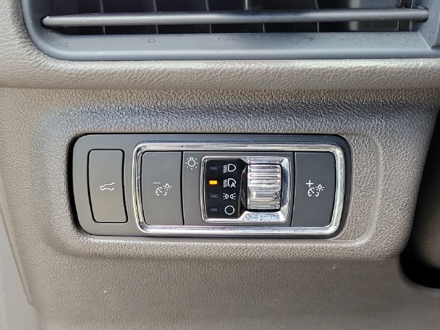 Certified 2022 Lincoln Corsair Reserve FWD image 12