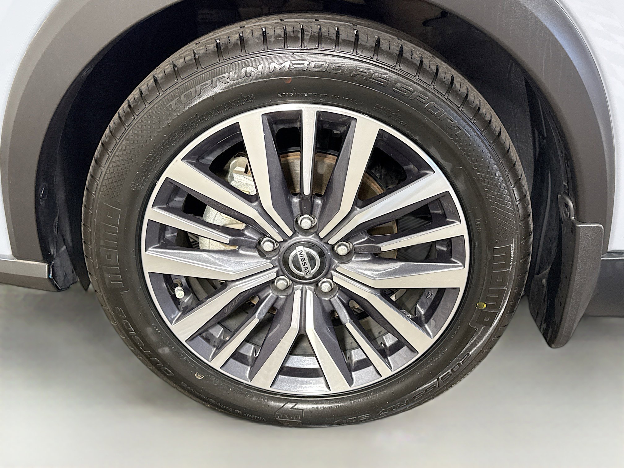 Used 2021 Nissan Kicks SV image 38