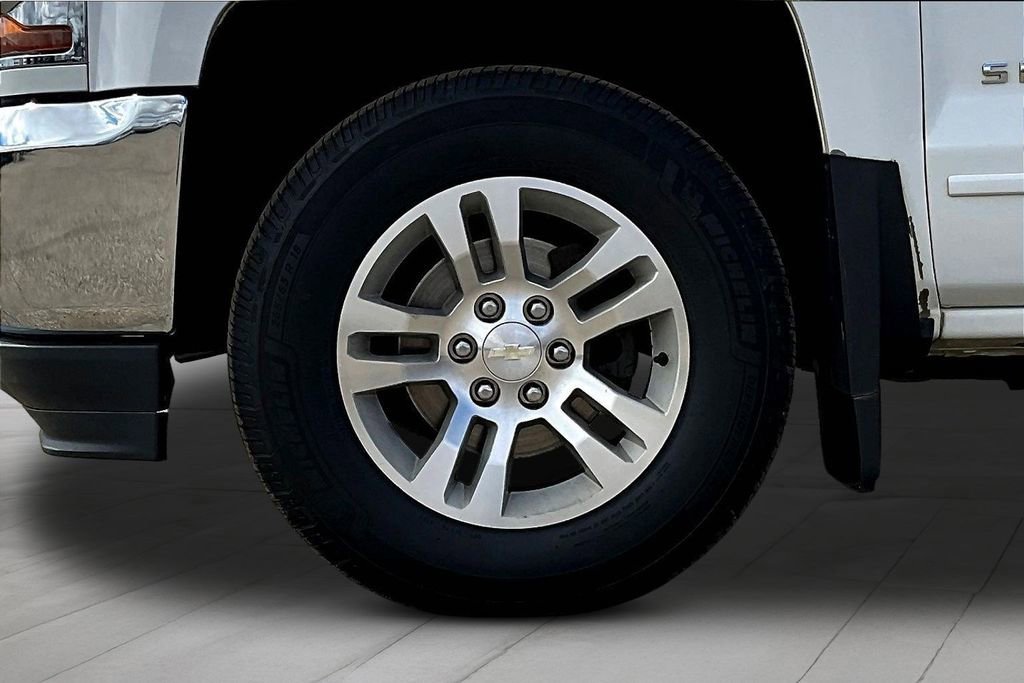 Used 2017 Chevrolet Silverado 1500 LT w/ All Star Edition image 9