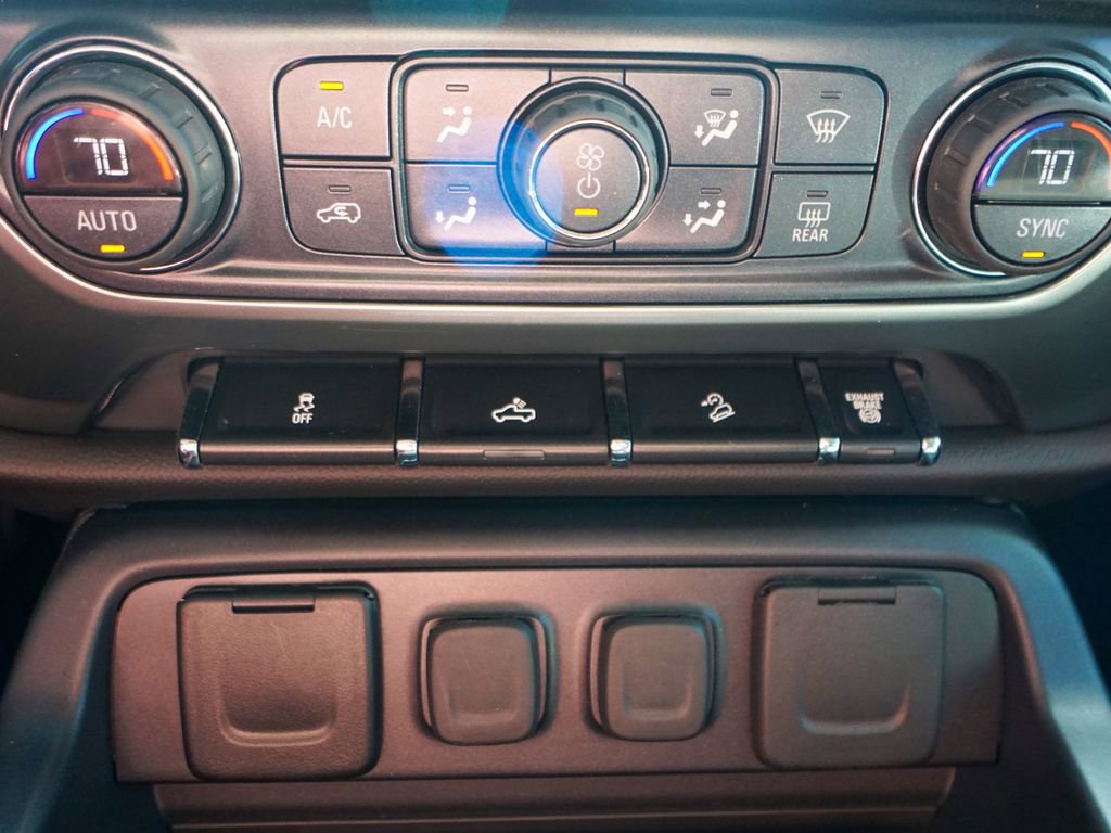 Used 2019 Chevrolet Silverado 2500 LT w/ LT Convenience Package image 26